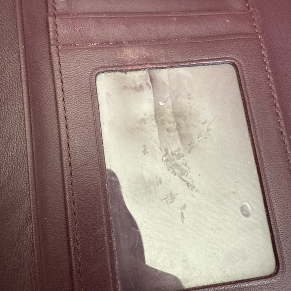 COACH Bifold Wallet Signature C Logo Purple Shimmer Flaws - Picture 6 of 12